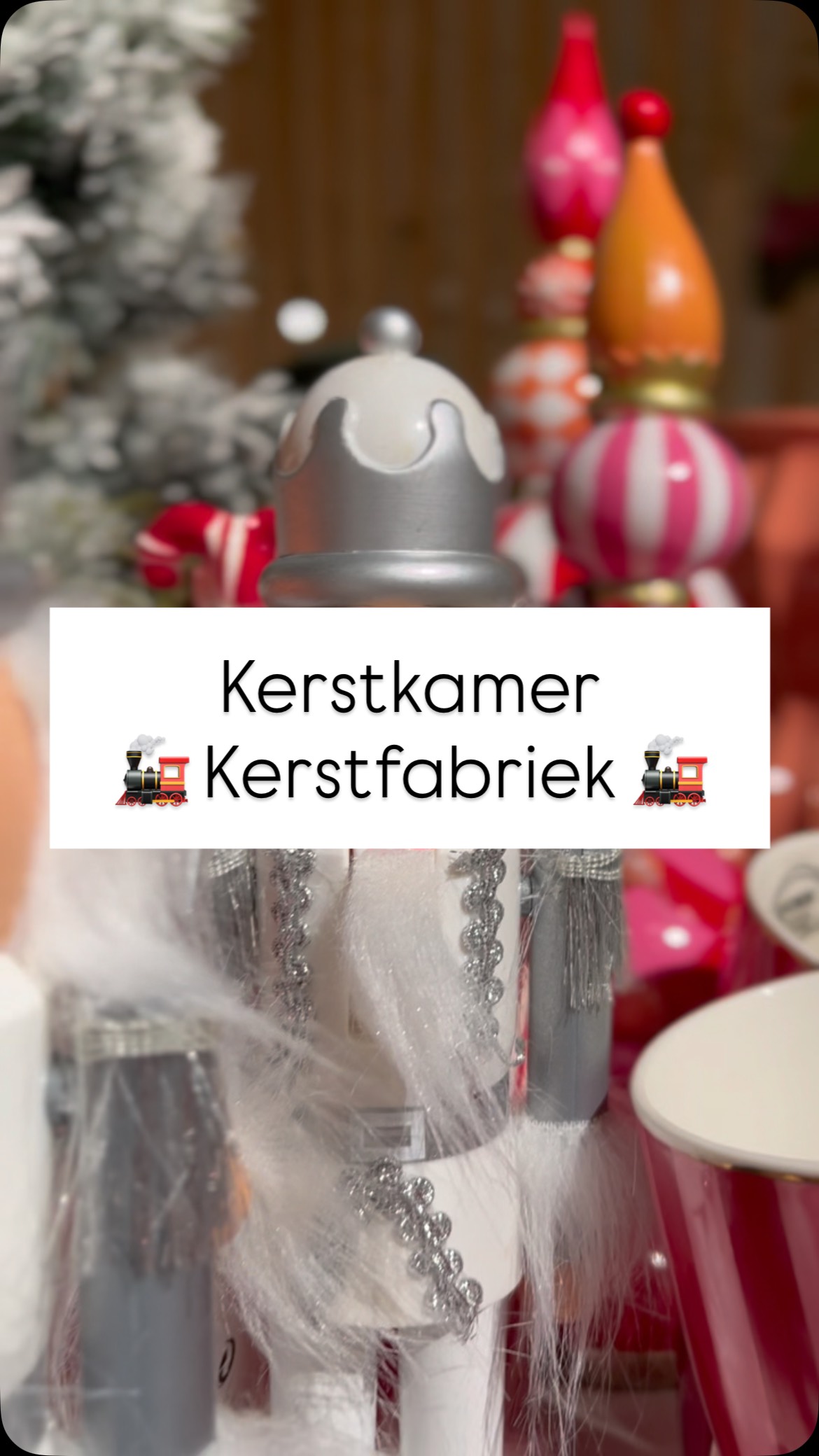 🔓De vierde kamer is ontgrendeld!
Welkom in de Kerstfabriek, waar de kerstmagie tot leven komt 🚂
#houseandgardenwetteren #kerst #interieur #winter #decoratie